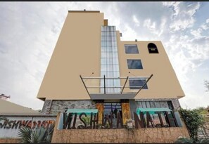 Front of property - The Vishwanath Palace (Misrikh)