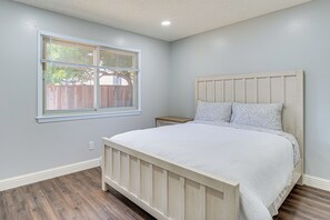 2 chambres, fer et planche à repasser, accès Internet, draps fournis