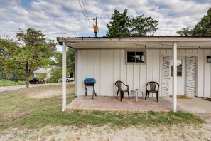 Exterior - Fish, Boat & Hike: Norfork Lake Studio Near Marina (Mountain Home)