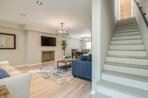 2 Mi to South Shore Beach: Urban Retreat w/ Yard