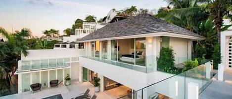 المنطقة المحيطة بالمنشأة