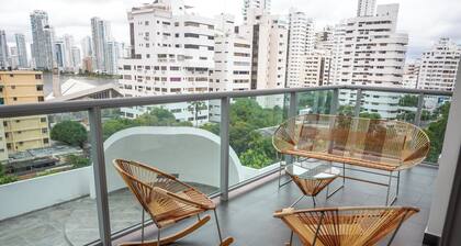 Charming Condo w/ Balcony & Bay Views