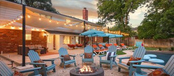 Resort Style Backyard • Pool • Putt Putt • Hot Tub