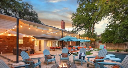 Resort Style Backyard • Pool • Putt Putt • Hot Tub