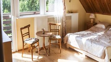 House | 5 bedrooms, individually furnished, bed sheets