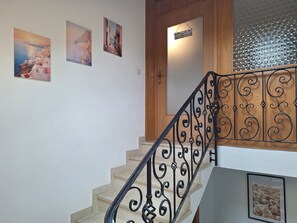 Interior - Vacation apartment 110sqm, 2 bedrooms, garden & balcony (Taching am See)