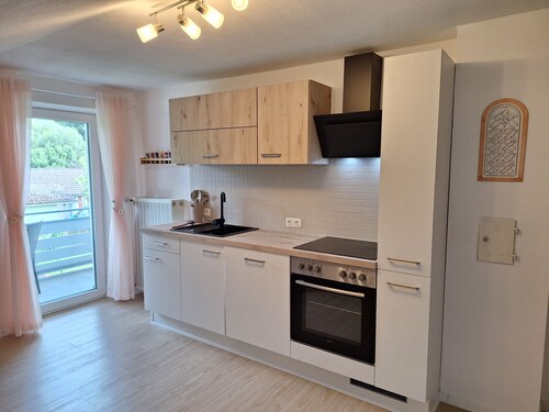 Ferienwohnung 110qm, 2 Schlafzimmer, Garten & Balkon