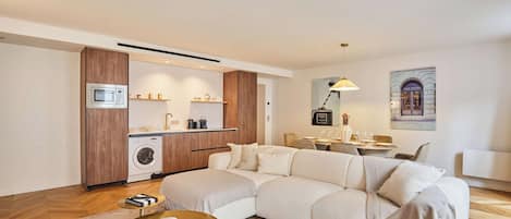 Apartment | Living area