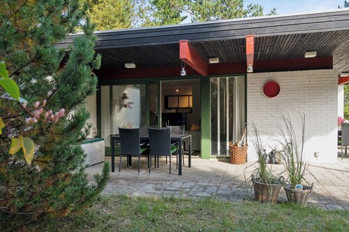 Cozy cottage on natural plot