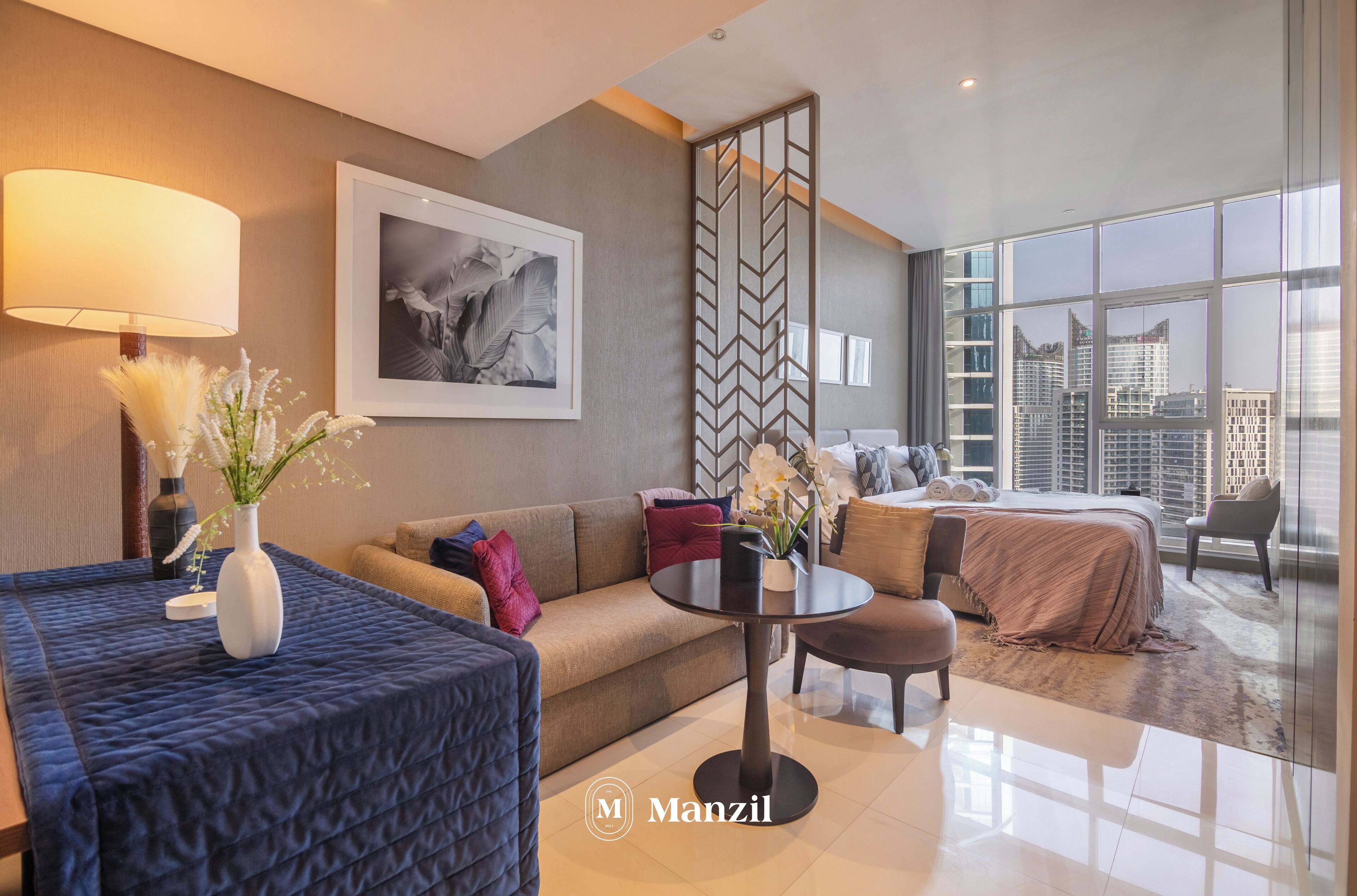 Luxury Studio, Canal View | Living area