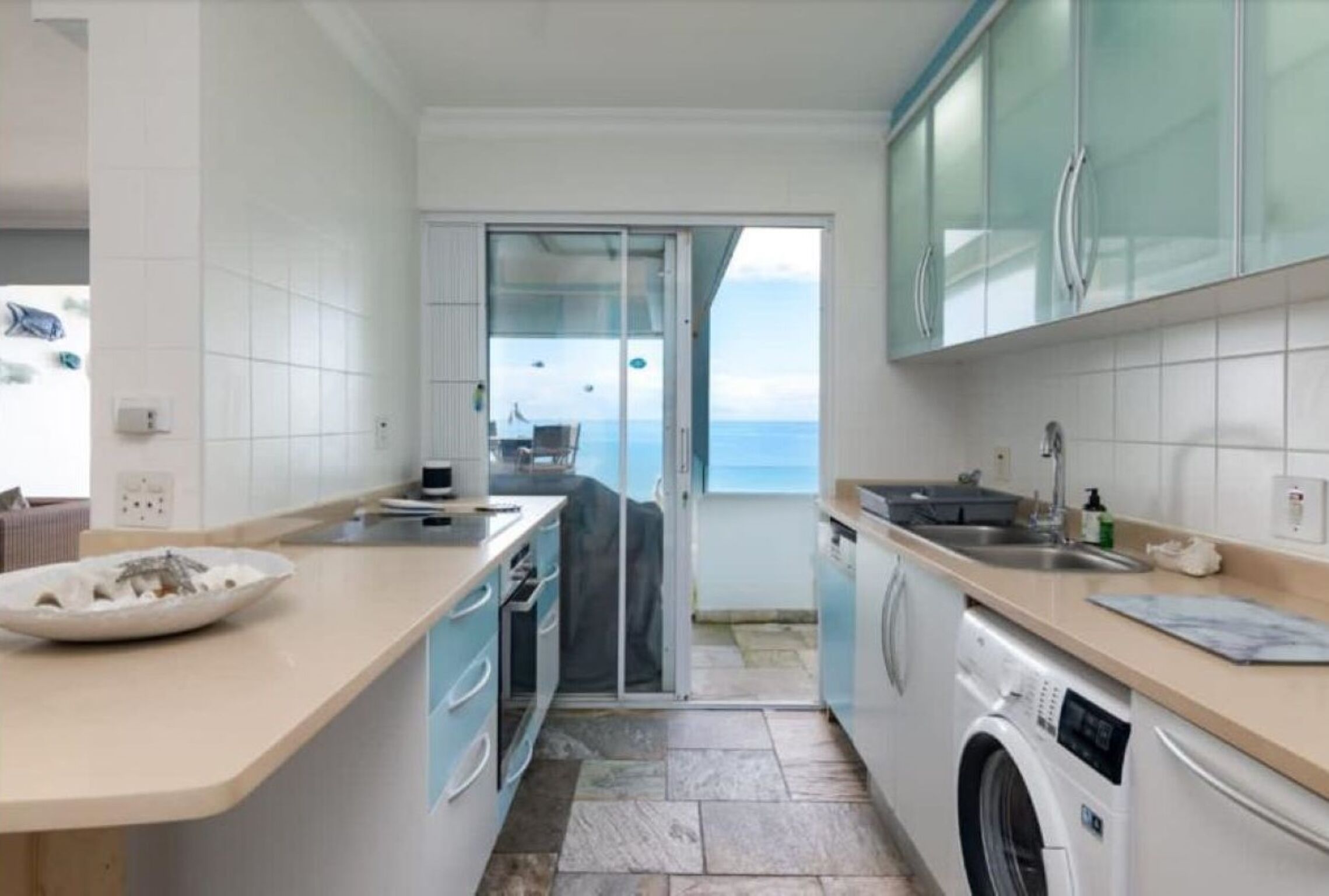 Apartment, 3 Bedrooms, Smoking, Balcony | Laundry