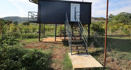 Orchard Guard Tower with all the comforts of home and mountain views