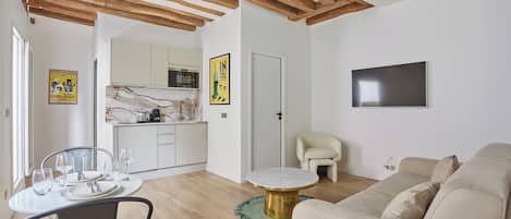 Apartment | Living area