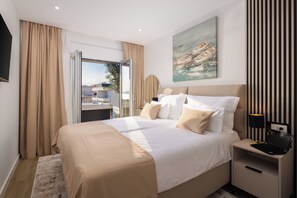 1 bedroom, iron/ironing board, internet, bed sheets