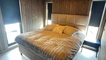5 bedrooms, internet