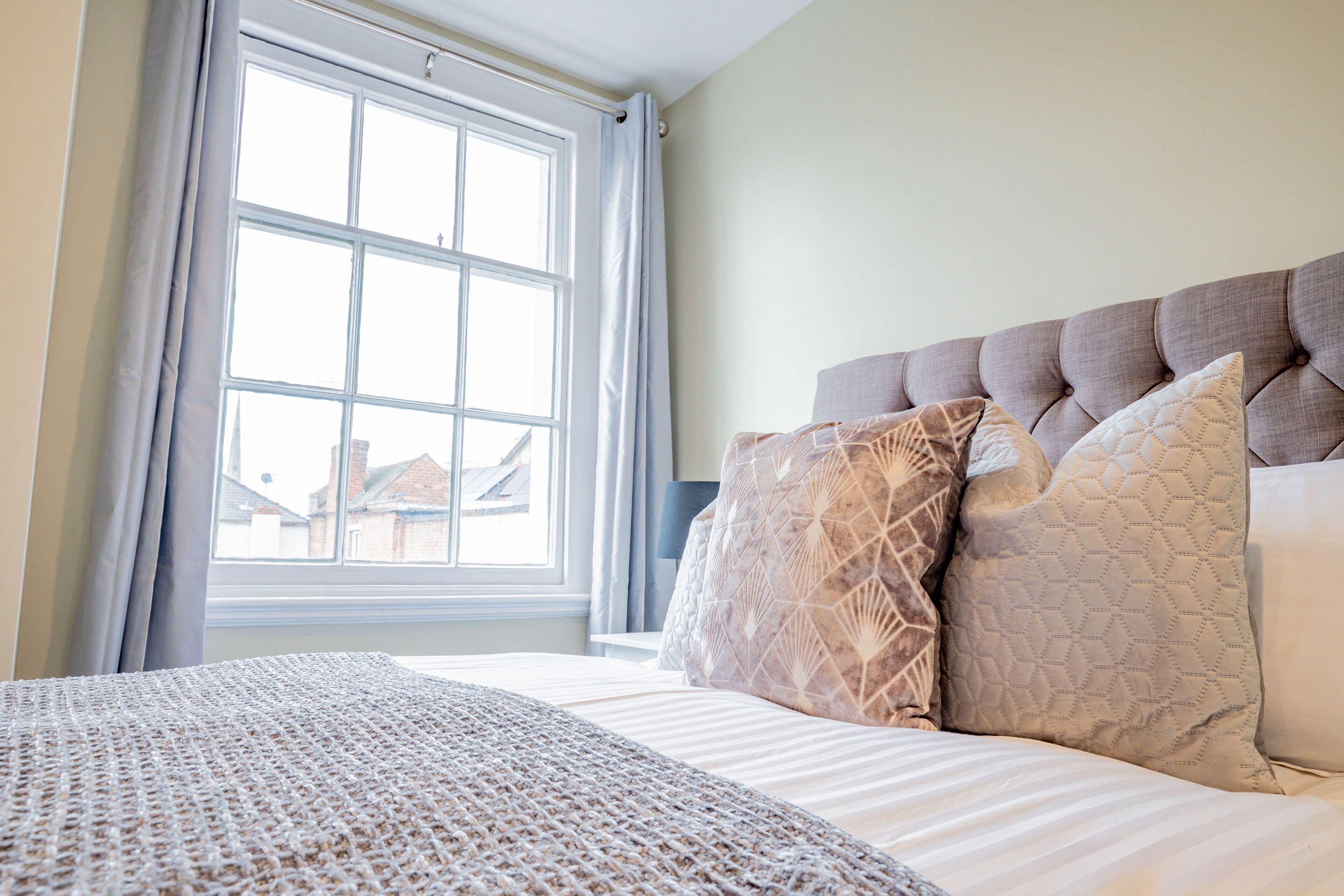 1 chambre, fer et planche à repasser, Wi-Fi gratuit