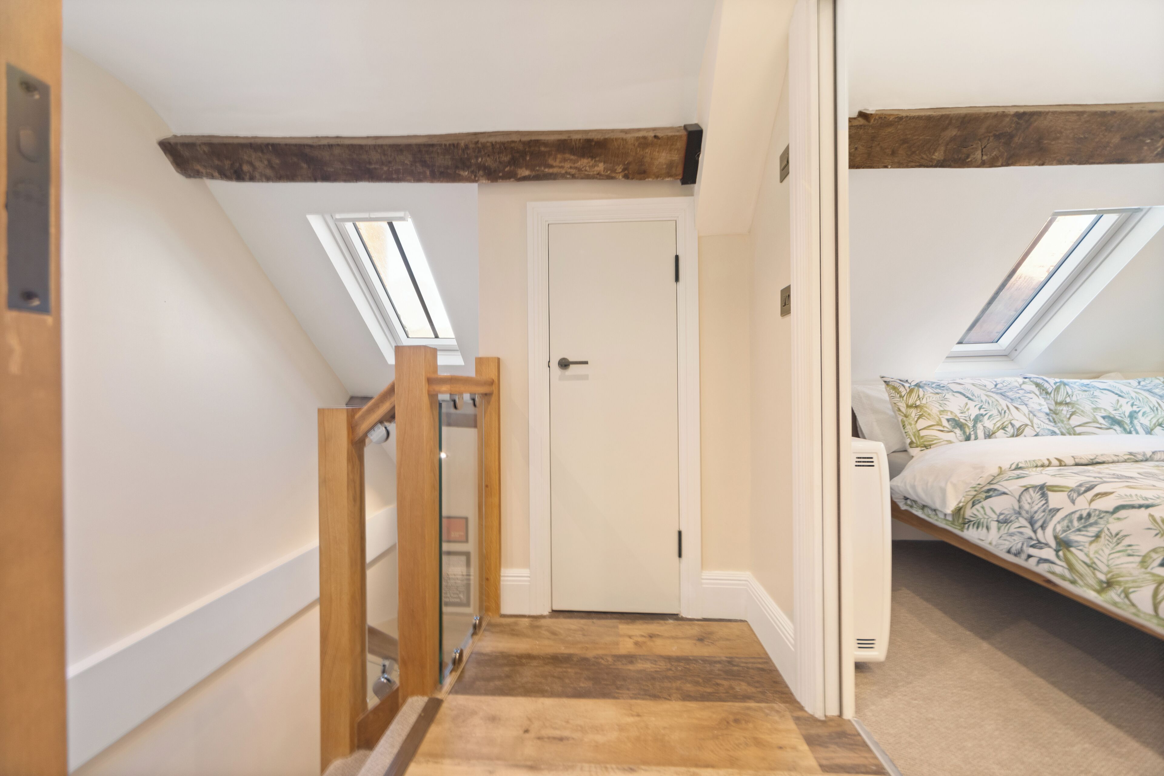 1 bedroom, iron/ironing board, free WiFi