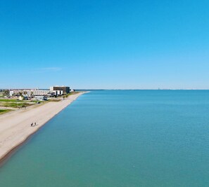 Beach - Beachfront Bliss @ North Beach-on Beach, Walking distance to Aquarium, Lexington (Corpus Christi)