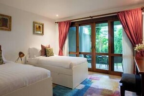 5 bedrooms, in-room safe, WiFi