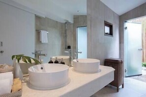 Towels, soap, shampoo