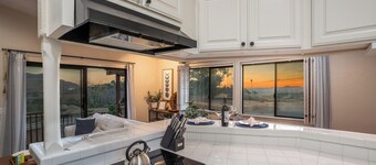 Scenic Deck w/ Sunset Views & Dining Near Temecula Wineries | Estrada Ranch