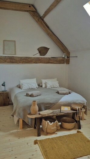 4 chambres, fer et planche Ă repasser, accĂšs Internet, draps fournis