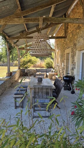 Le Gîte La grange est une grange aménagée avec tout le confort.