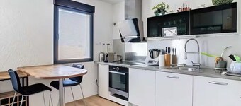 4-room house with pool