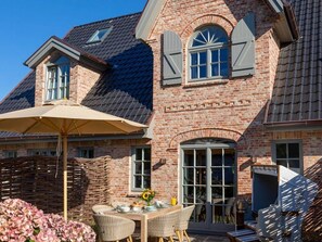 Outdoor dining - Haus Sylter Schönheit - Sylter Schönheit - Exclusive comfort in a prime location (Hörnum (Sylt))