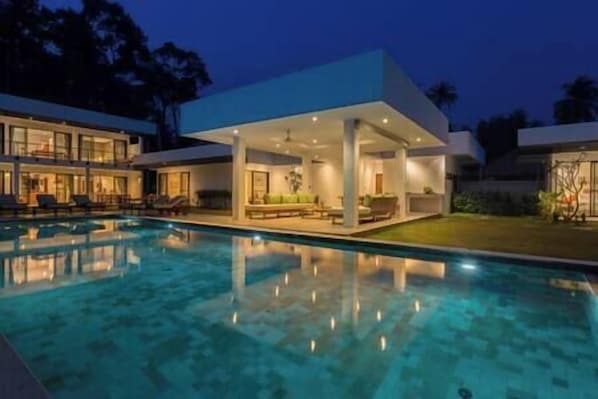 Piscina