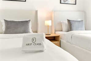 2 dormitorios, tabla de planchar con plancha, wifi y ropa de cama