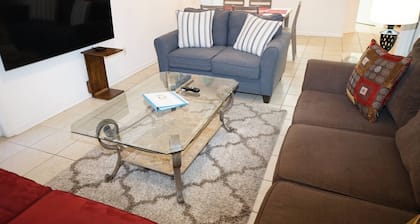 Richard Arms Unit 15