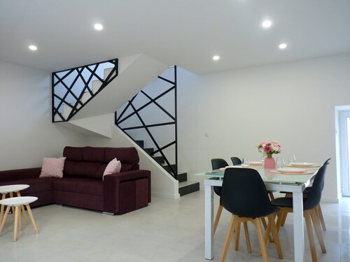 Casa das Abelhas - House near the village