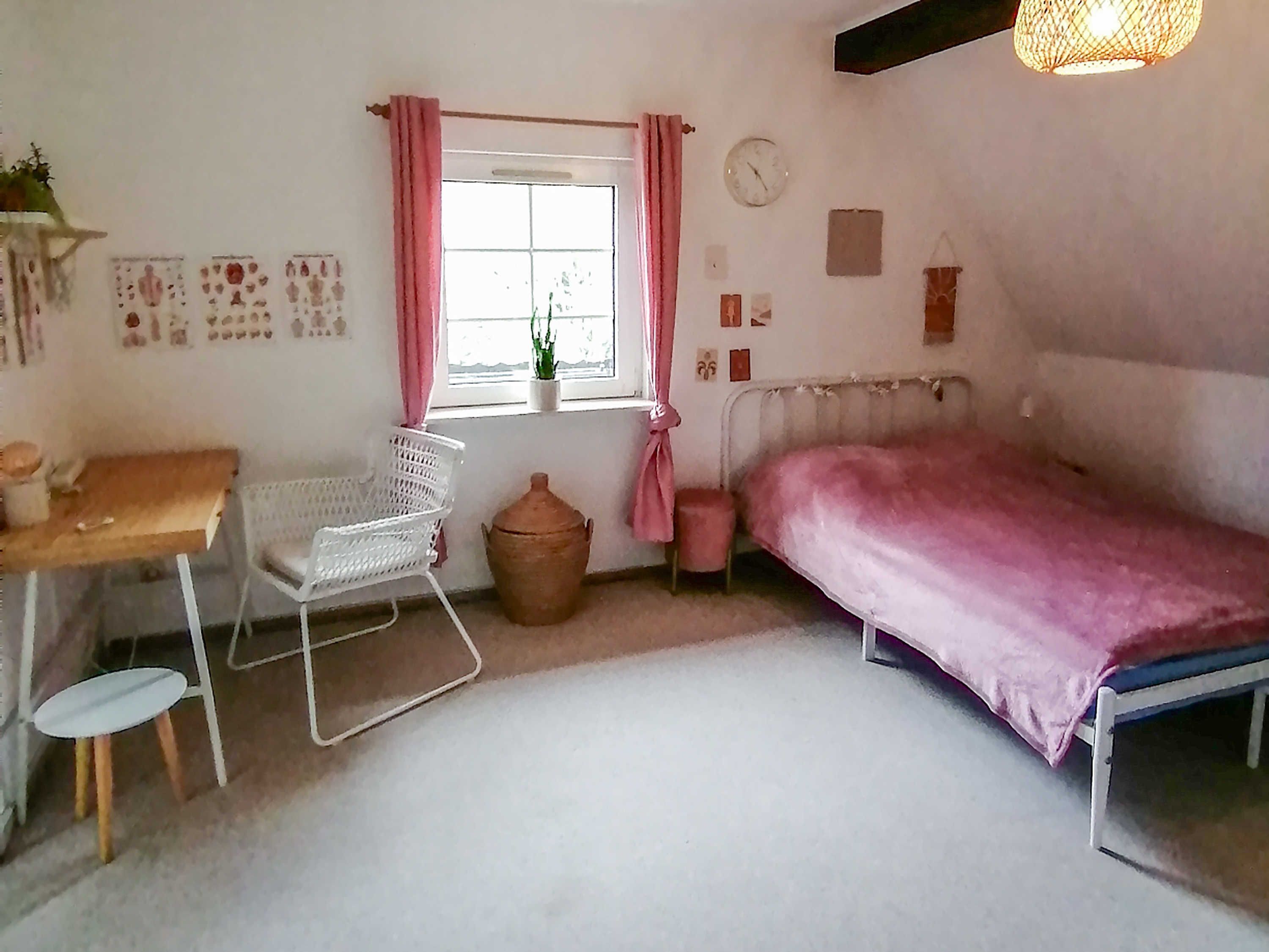 kombinierter Wohn-/Schlafraum