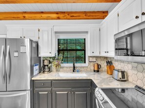 Fridge, microwave, oven, dishwasher
