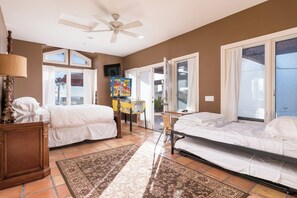 15 bedrooms, desk, iron/ironing board, free WiFi