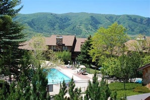 A heated pool - Eden Ridge WL1109 | Ski Retreat | Hot Tub & Gym (Eden)