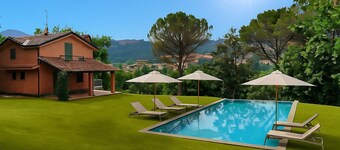 Wonderful villa with infinity pool just above Brisighella spa