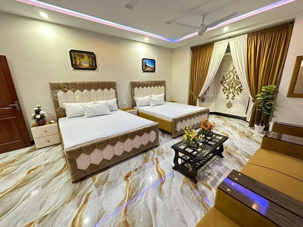Iron/ironing board, WiFi, bed sheets