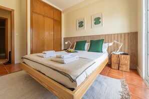 2 habitaciones, tabla de planchar con plancha y wifi gratis 