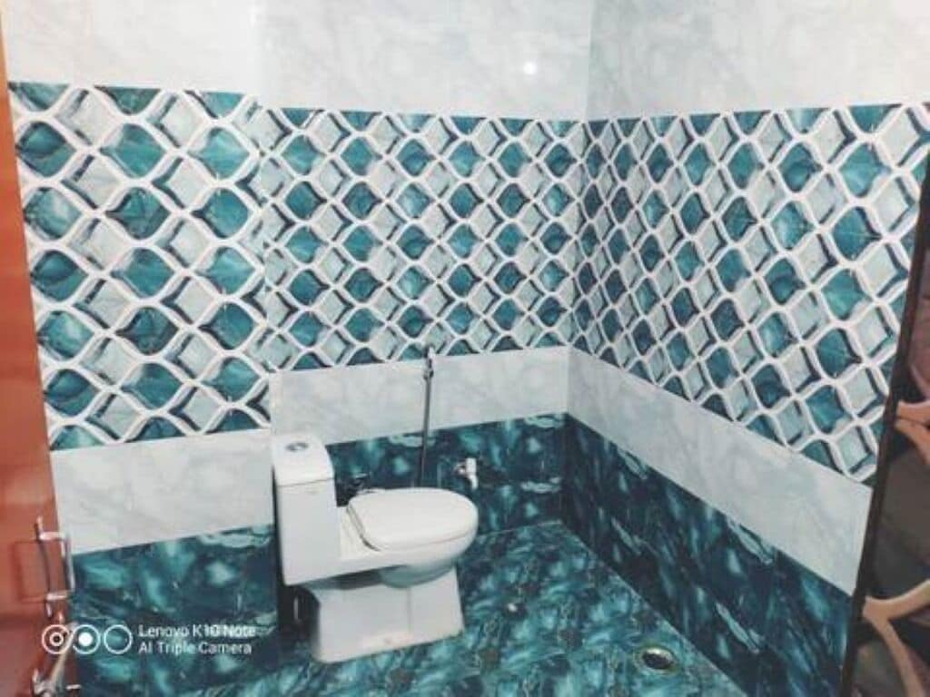 Ducha, toallas y jabón