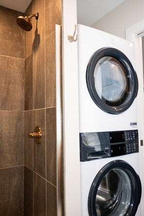 Interior - Sundew Cottage - Trailheads & Powder Days Await! (Davis)