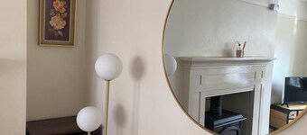 Charming townhouse: pubs, restaurants & trad music a short stroll away☘️