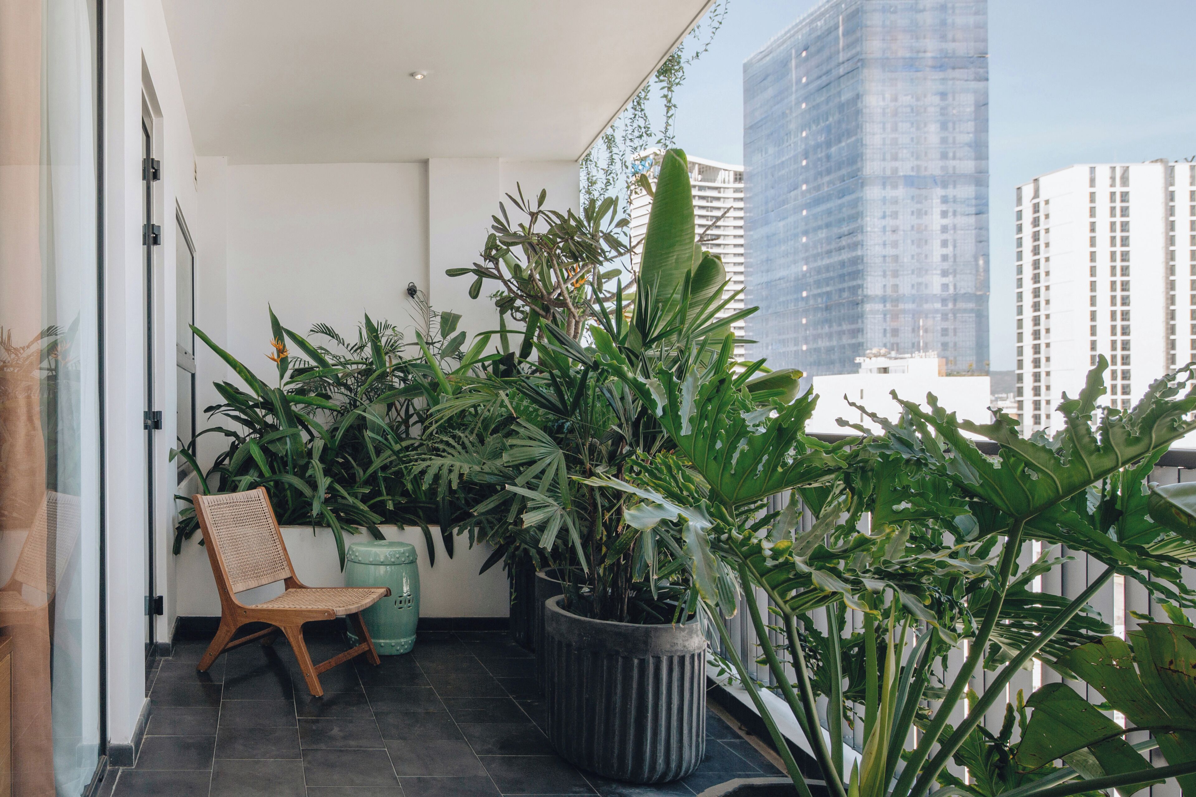 Executive Double Room, Balcony, Partial Ocean View | Minibar, in-room safe, desk, laptop workspace