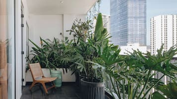 Executive Double Room, Balcony, Partial Ocean View | Minibar, in-room safe, desk, laptop workspace