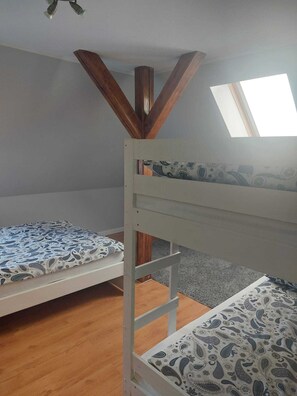 3 bedrooms, bed sheets - Apartment in Sopot Near Monte Cassino Street (Sopot)