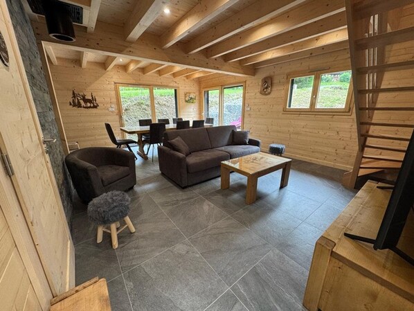 TV - Individual chalet for 8 people with parking in Châtel (Châtel)
