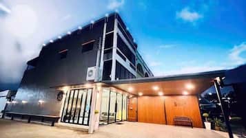 ด้านหน้าที่พัก