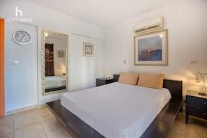 Iron/ironing board, free WiFi, wheelchair access