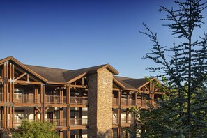 Exterior - Branson Vacation Spot | Pools, Sauna, Game Room – Near Silver Dollar City (Branson)